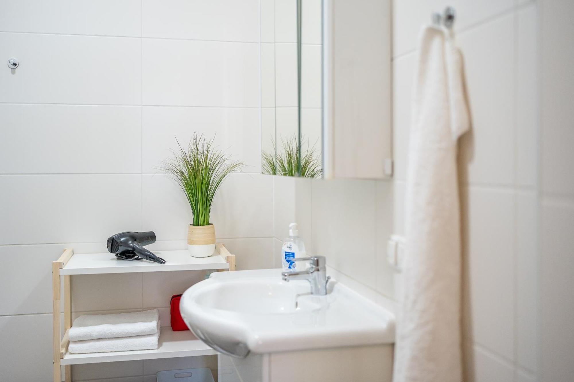 M&O Apartment, Zentral In Innenstadt-& Bahnhofsnaehe - Parkgarage Graz Zewnętrze zdjęcie